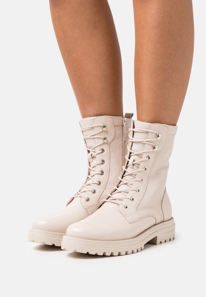 Gabor Panna Lace-Up Ankle Boots