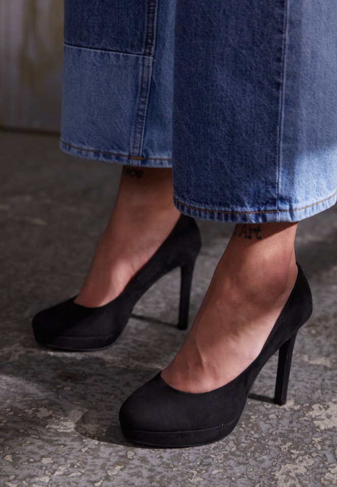 Black High Heels Gabor
