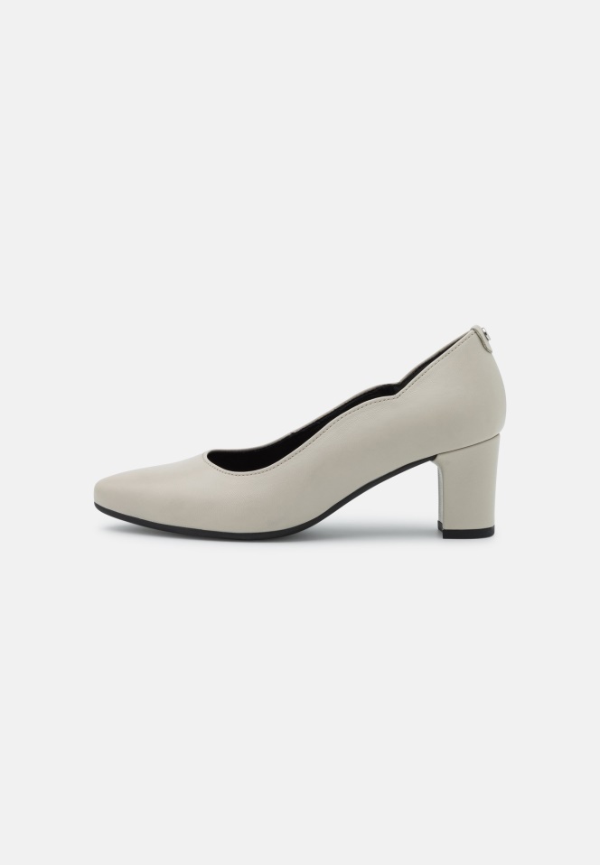 Classic Heels Black Gabor Pumps