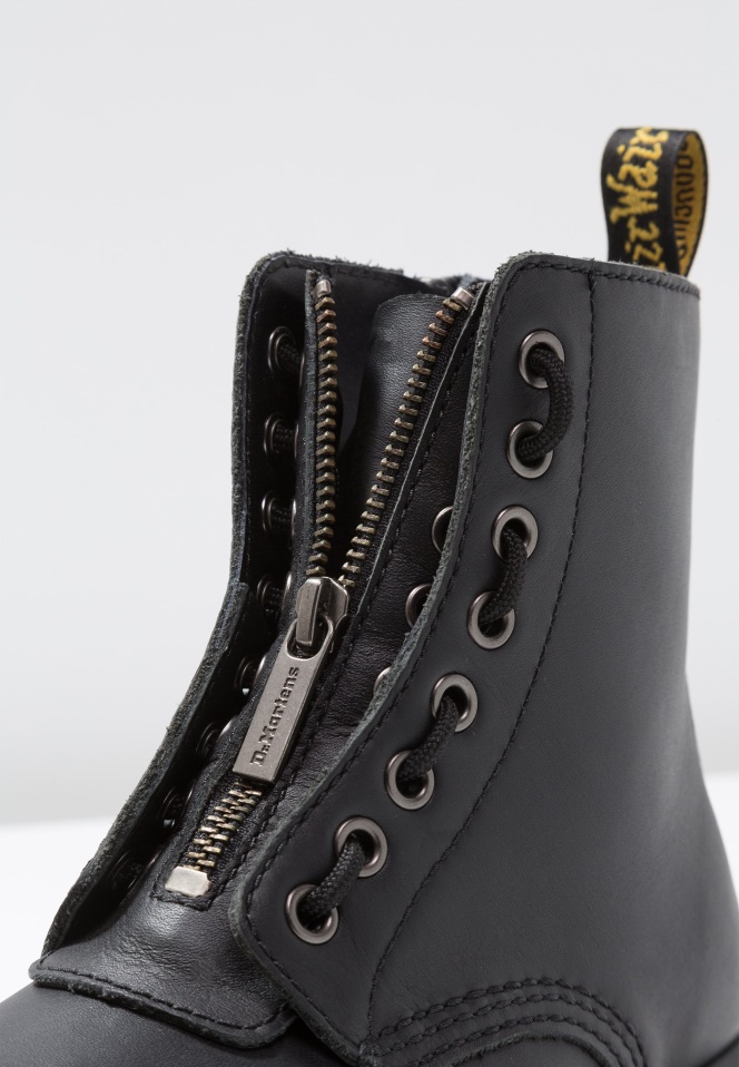 Vintage Black Gabor Leona - Lace-Up Heels