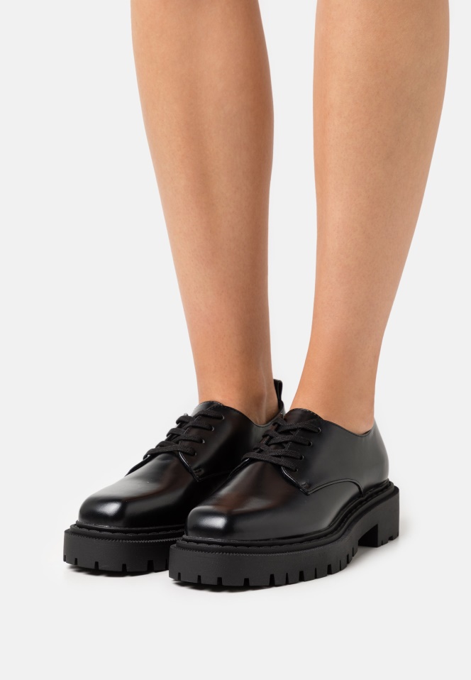 Vintage Black Gabor Leona - Lace-Up Heels