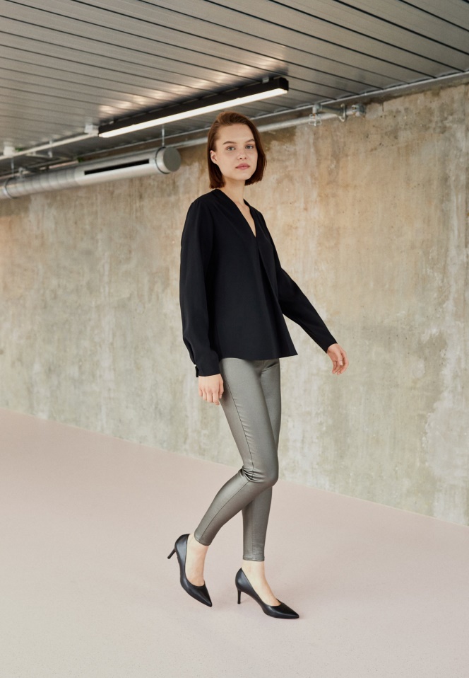 Black Gabor Classic Heels