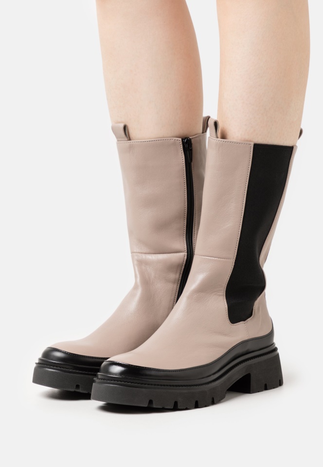 Platform Boots Caramel/Black Gabor