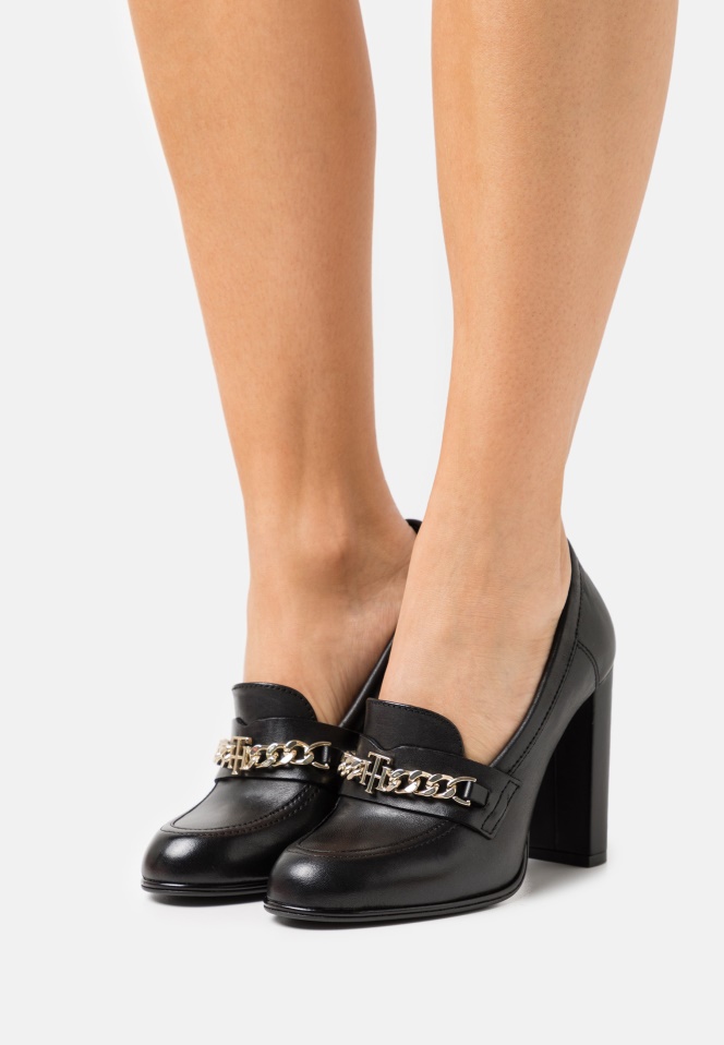 Black Leather - Classic Heels Gabor