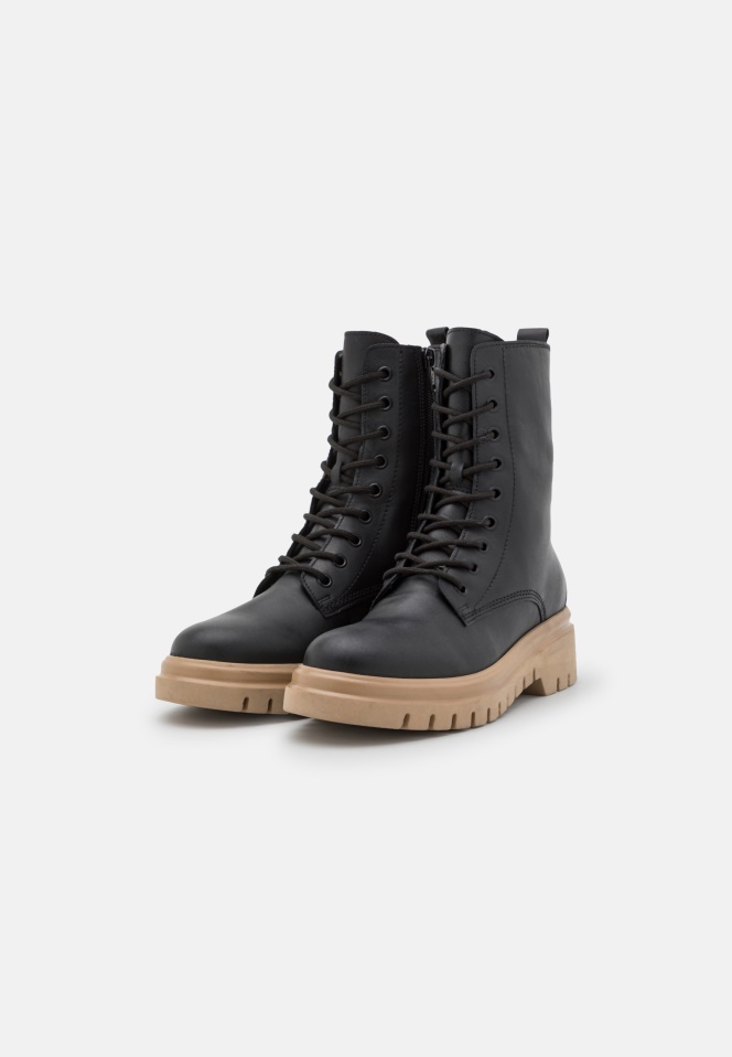 Lace-Up Ankle Boots Gabor Black