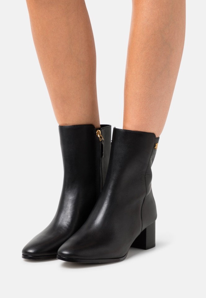 Classic Ankle Boots Gabor Women